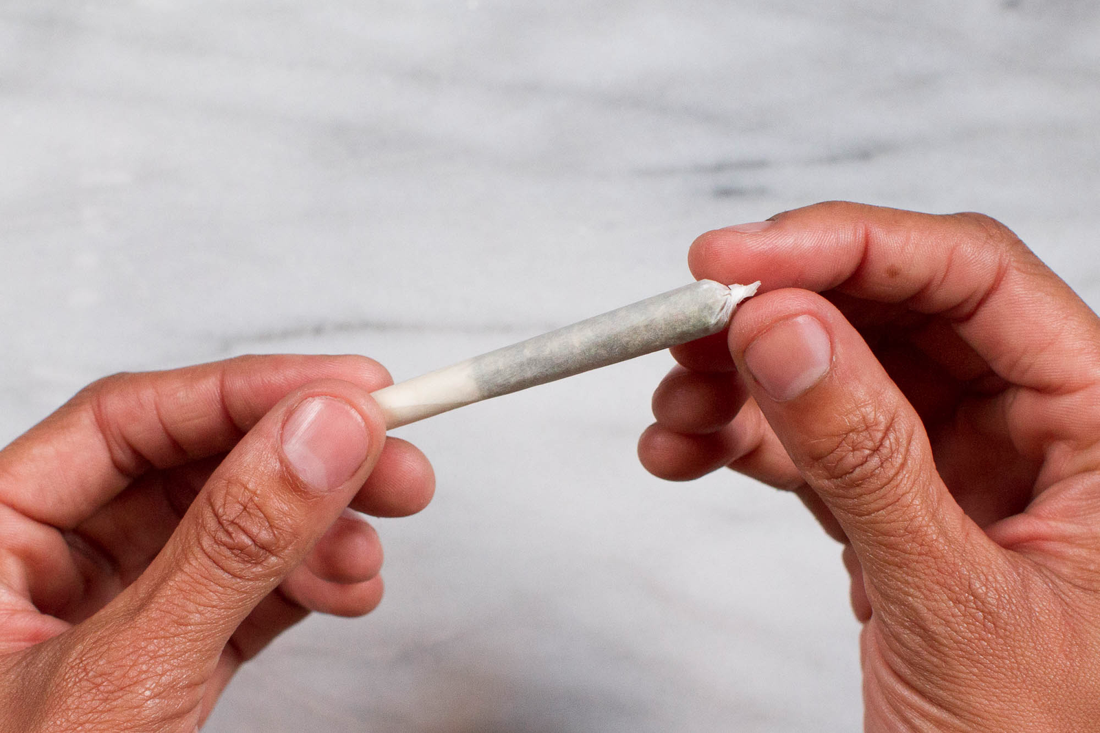 paper-marijuana-greens-weed-step-by-step
