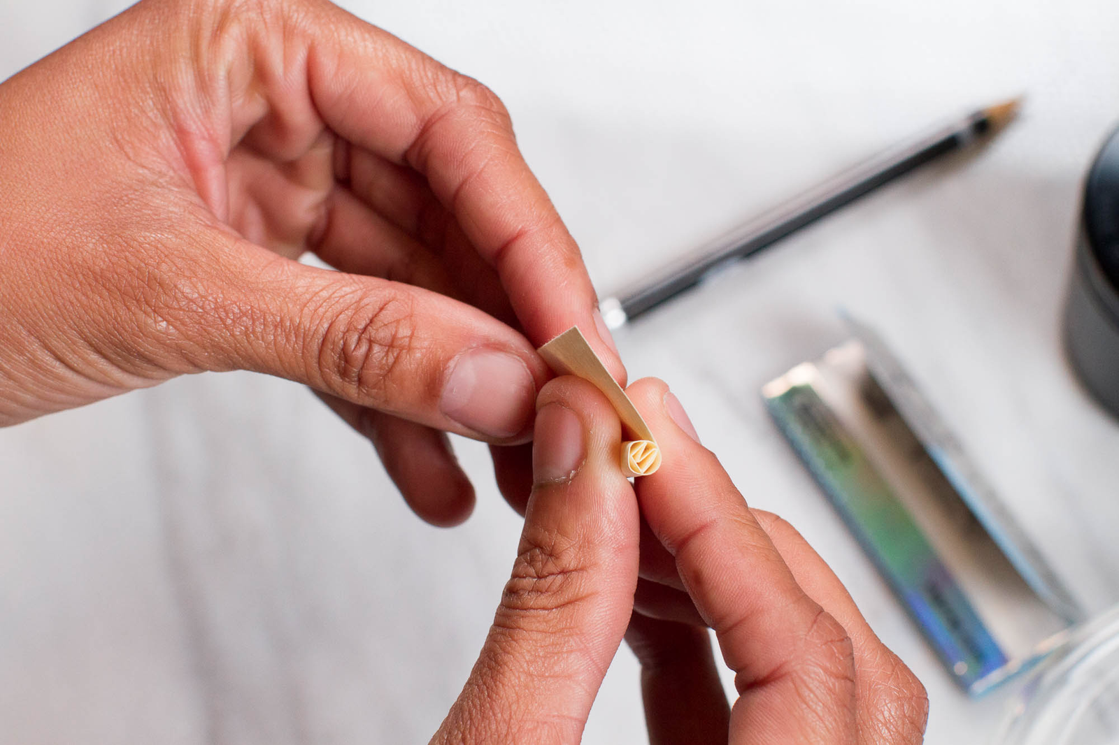 how-to-roll-a-joint-roll